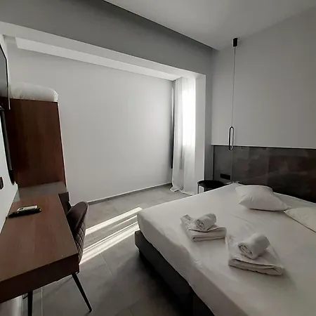 Fresh Hotel 3*