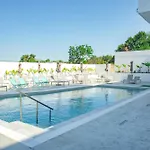 Hotel Fresh 3*